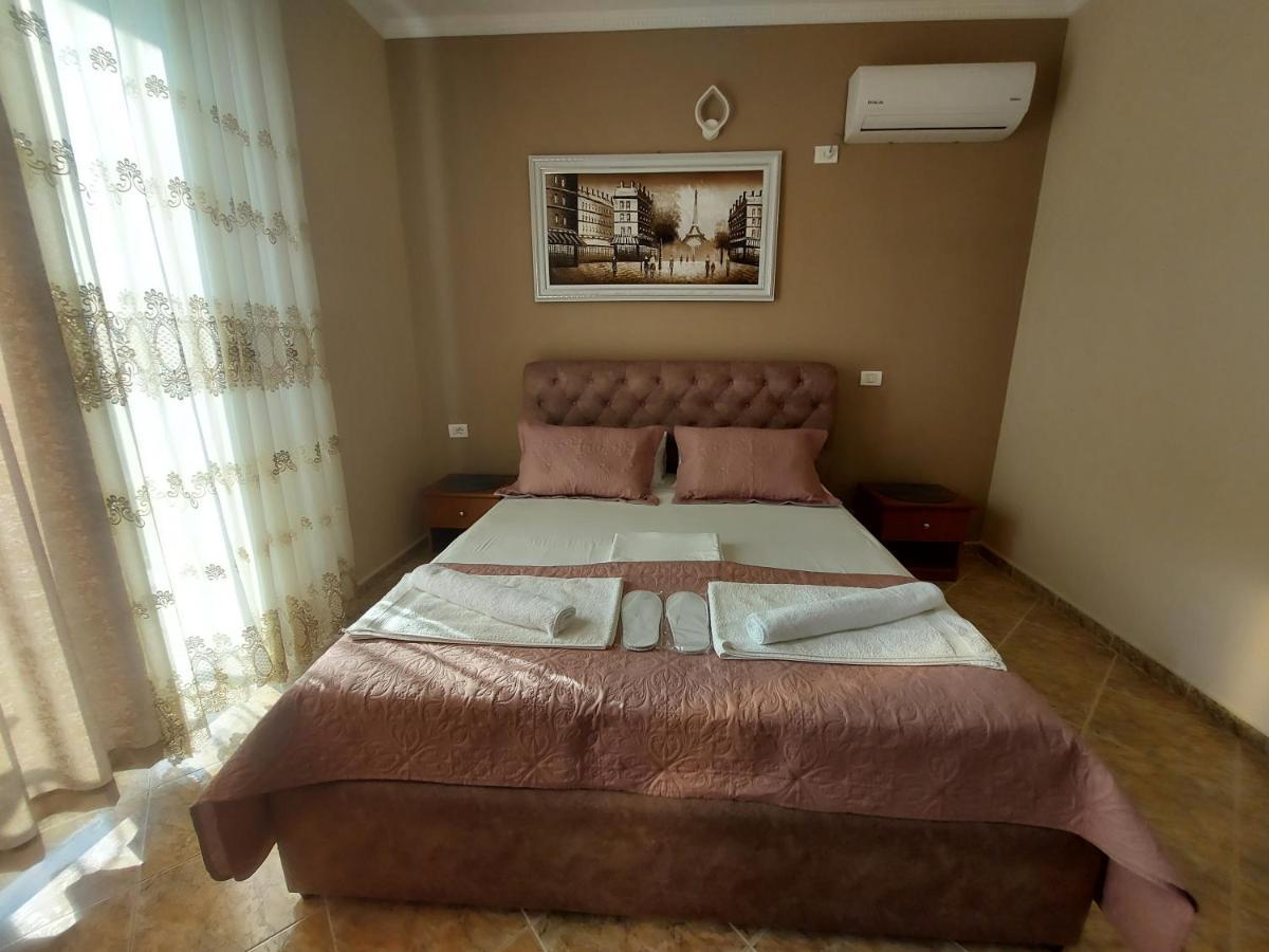 Hotel Fama Škalngur Екстериор снимка