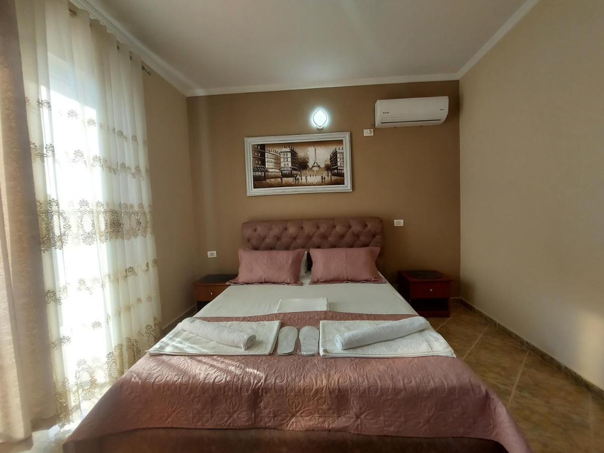 Hotel Fama Škalngur Екстериор снимка