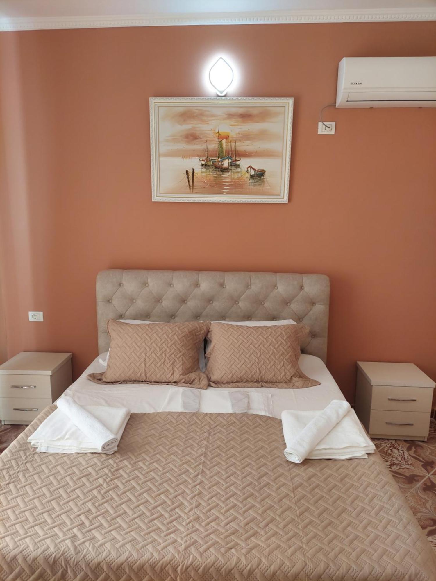 Hotel Fama Škalngur Екстериор снимка